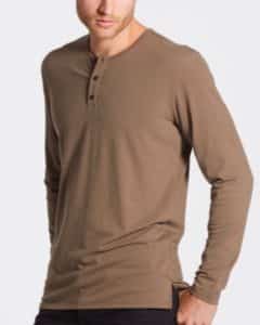 shirts with cuts on the side
