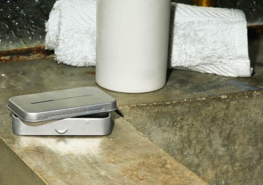 Leaf Shave Blade Recycling Tin