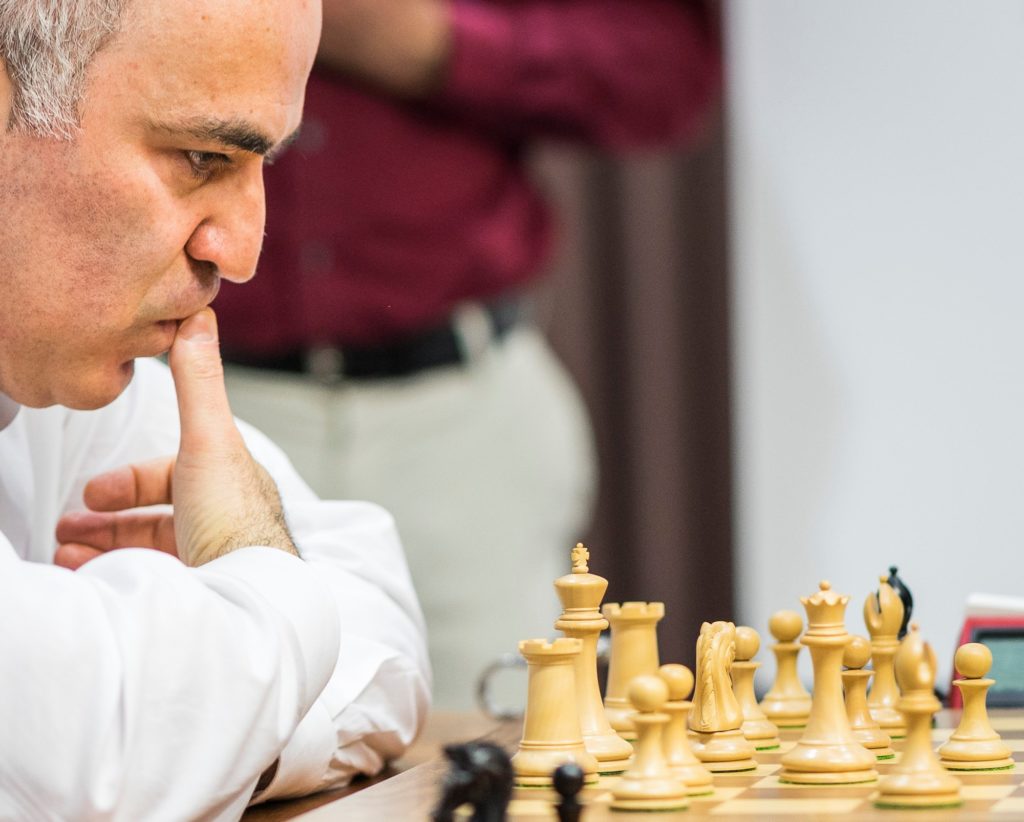 A Garry Kasparov MasterClass Chess Review