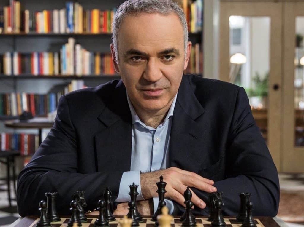 A Garry Kasparov MasterClass Chess Review