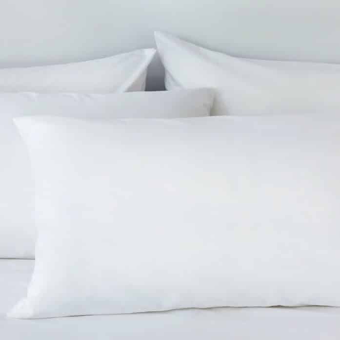 Saatva Down Alternative Pillow Review