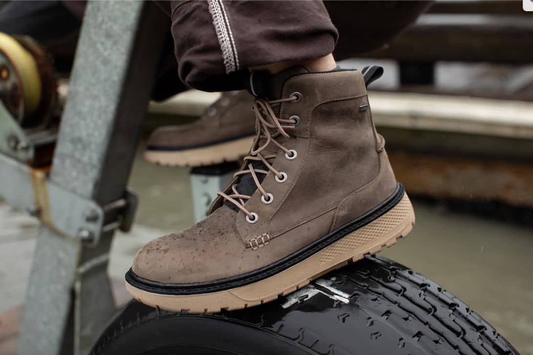 xtratuf waterproof shoes