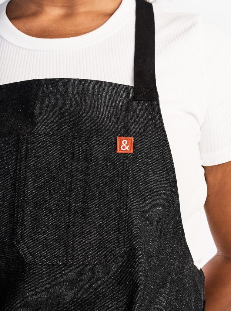 Hedley Bennett The All Day Crossback Apron Review