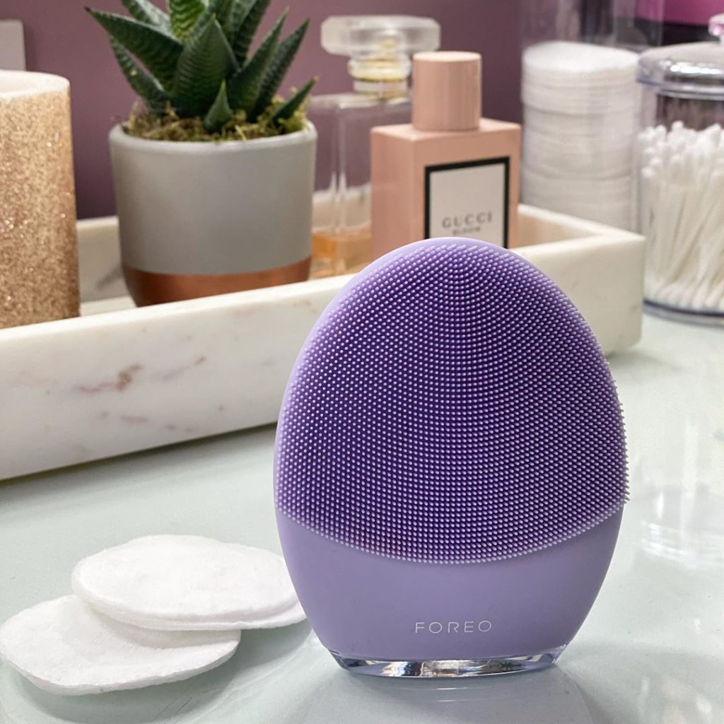 Foreo LUNA Review - Must Read This Before Buying