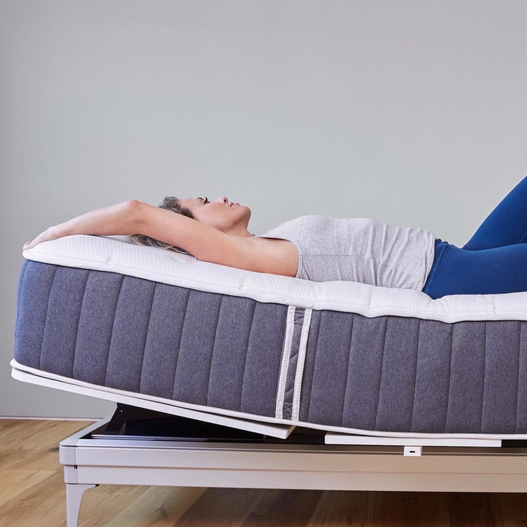 Yaasa Zero Gravity Bed Review