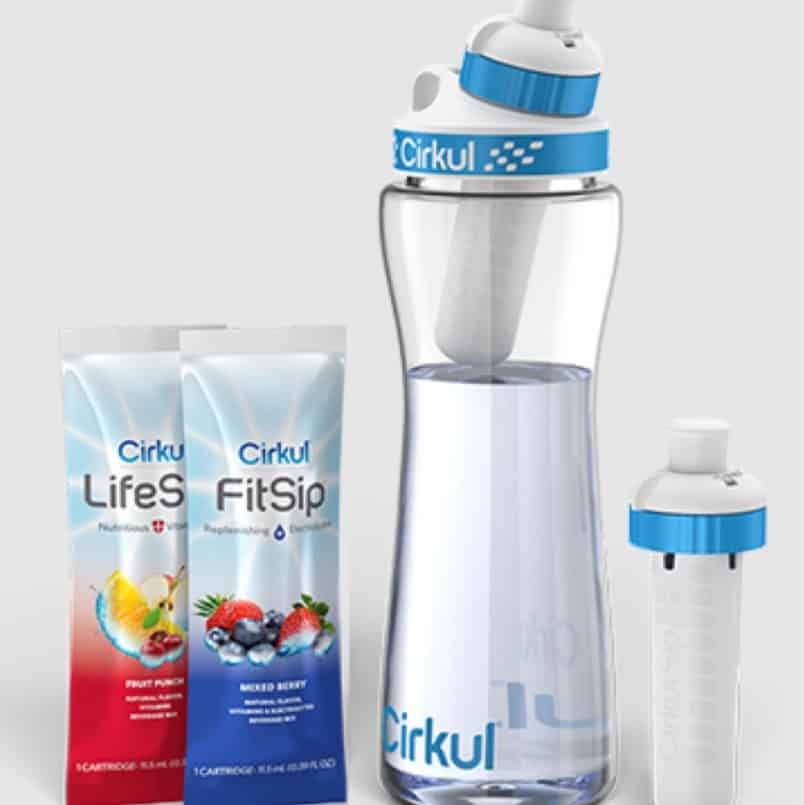 Cirkul Plastic Water Bottle Starter Kit with Blue Lid 22oz & 2 Flavor Cartridges