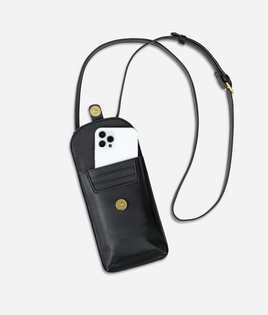 Fawn Design The Phone Bag Review 
