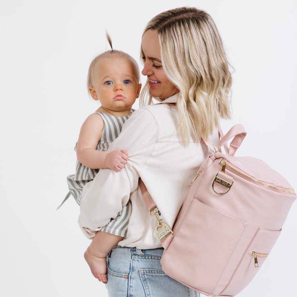 Review: Fawn Design Diaper Bag –