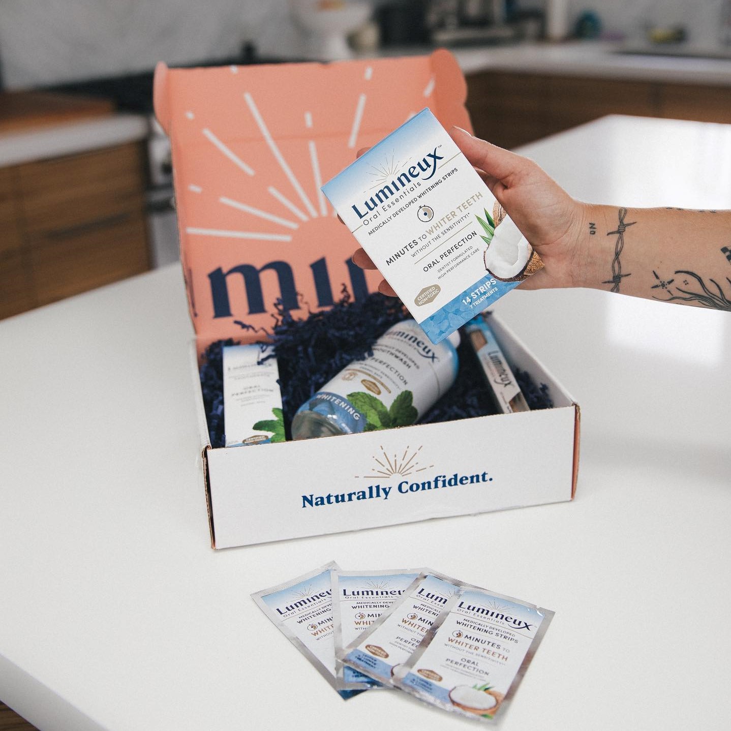Lumineux Teeth Whitening Review - Must Read This Before Buying