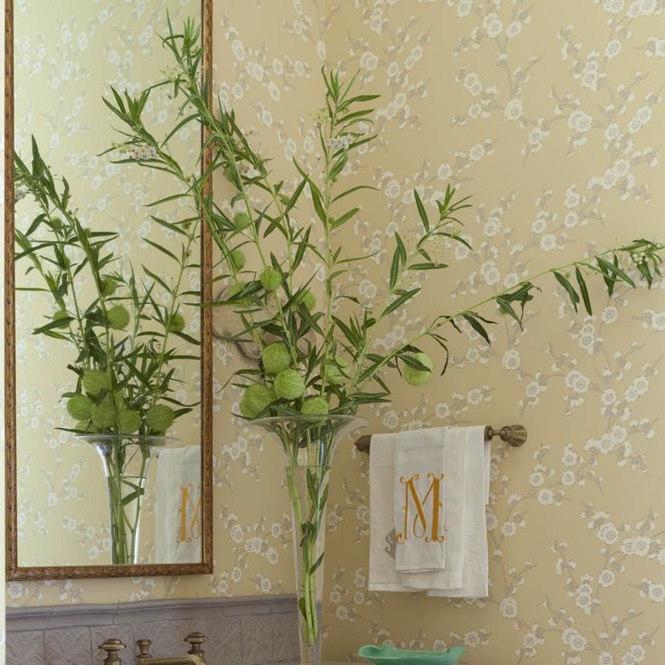 One Kings Lane Soleia Wall Mirror Review