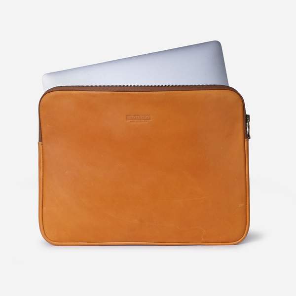 Parker Clay Sira Laptop Sleeve Review