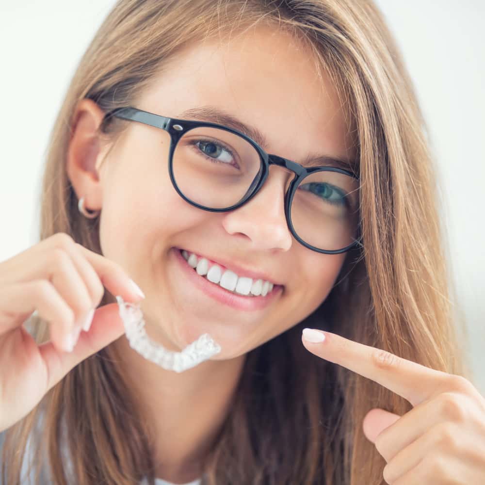 6 Best Teeth Straightener Brands 11 6 Best Teeth Straightener Brands