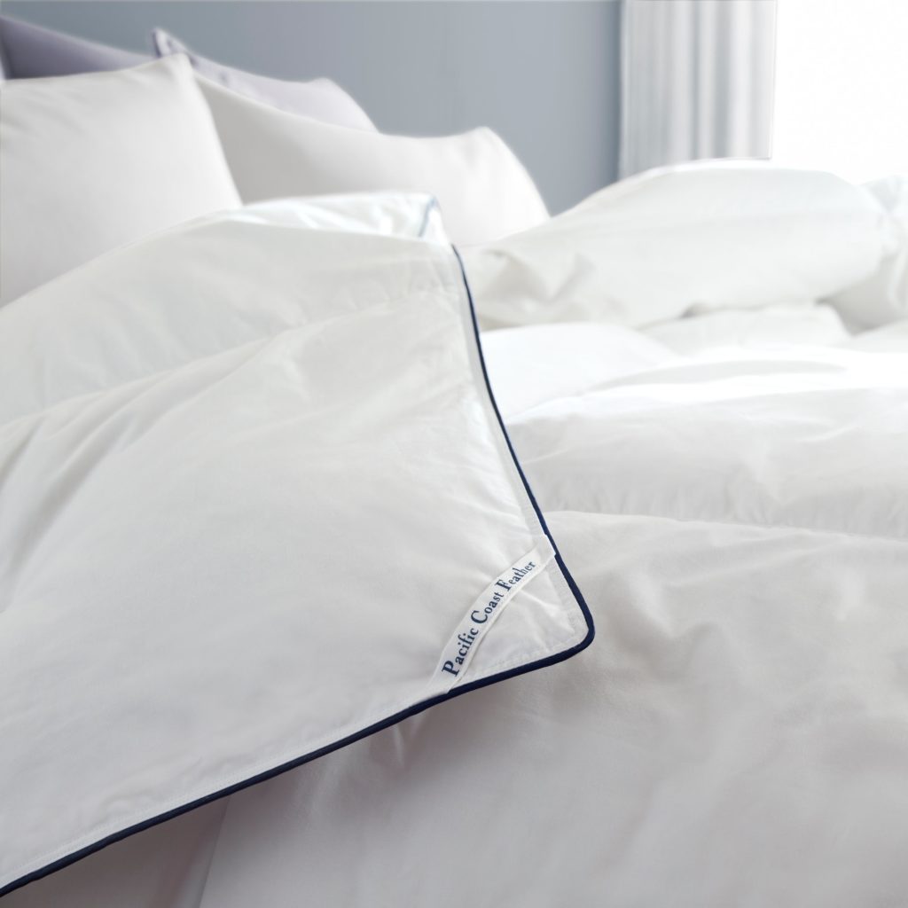 Pacific Coast Classic Down Comforter Twin Review