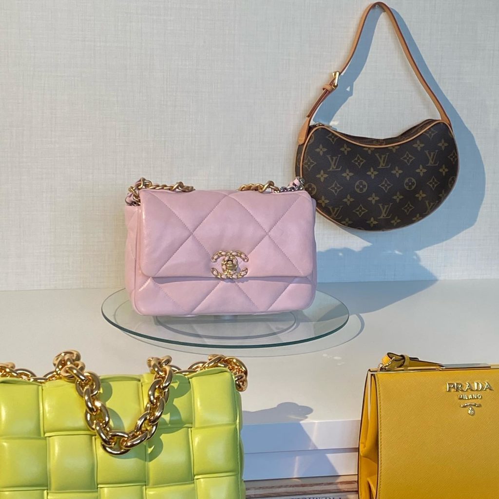 Rebag Pays Buyers Upfront for Luxury Handbags – WWD