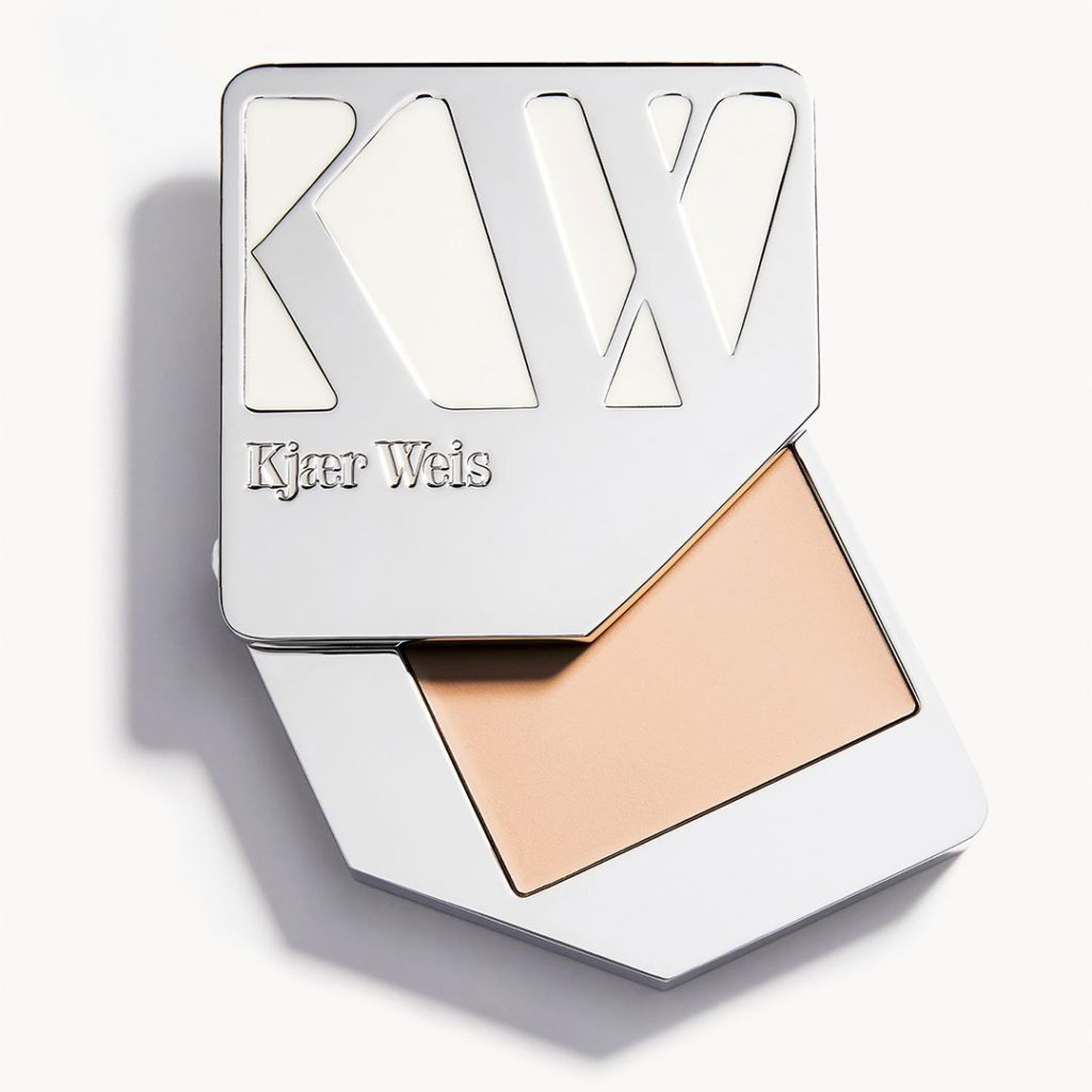 Kjaer Weis Cream Foundation Lightness Review