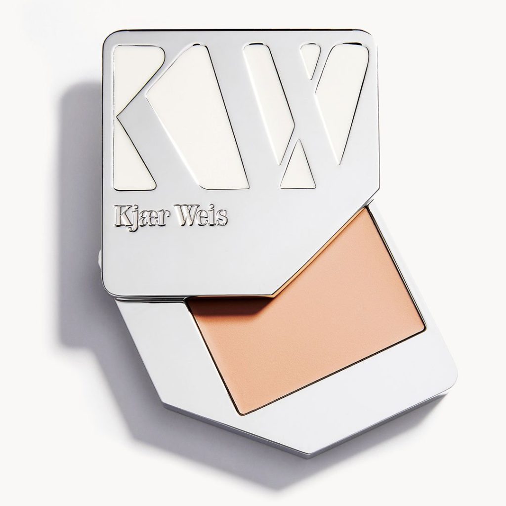 Kjaer Weis Cream Foundation Like Porcelain Review