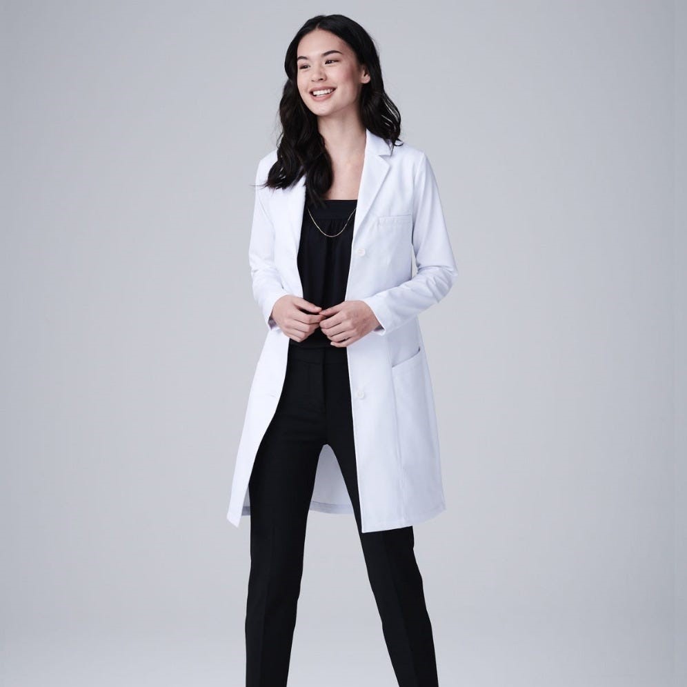 Medelita Women’s Vandi Lab Coat Review