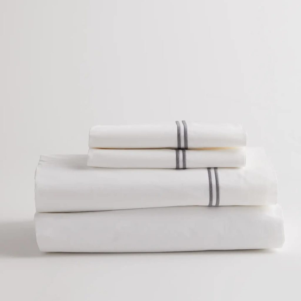 Quince Luxe Italian Cotton Hotel Sheet Set Review