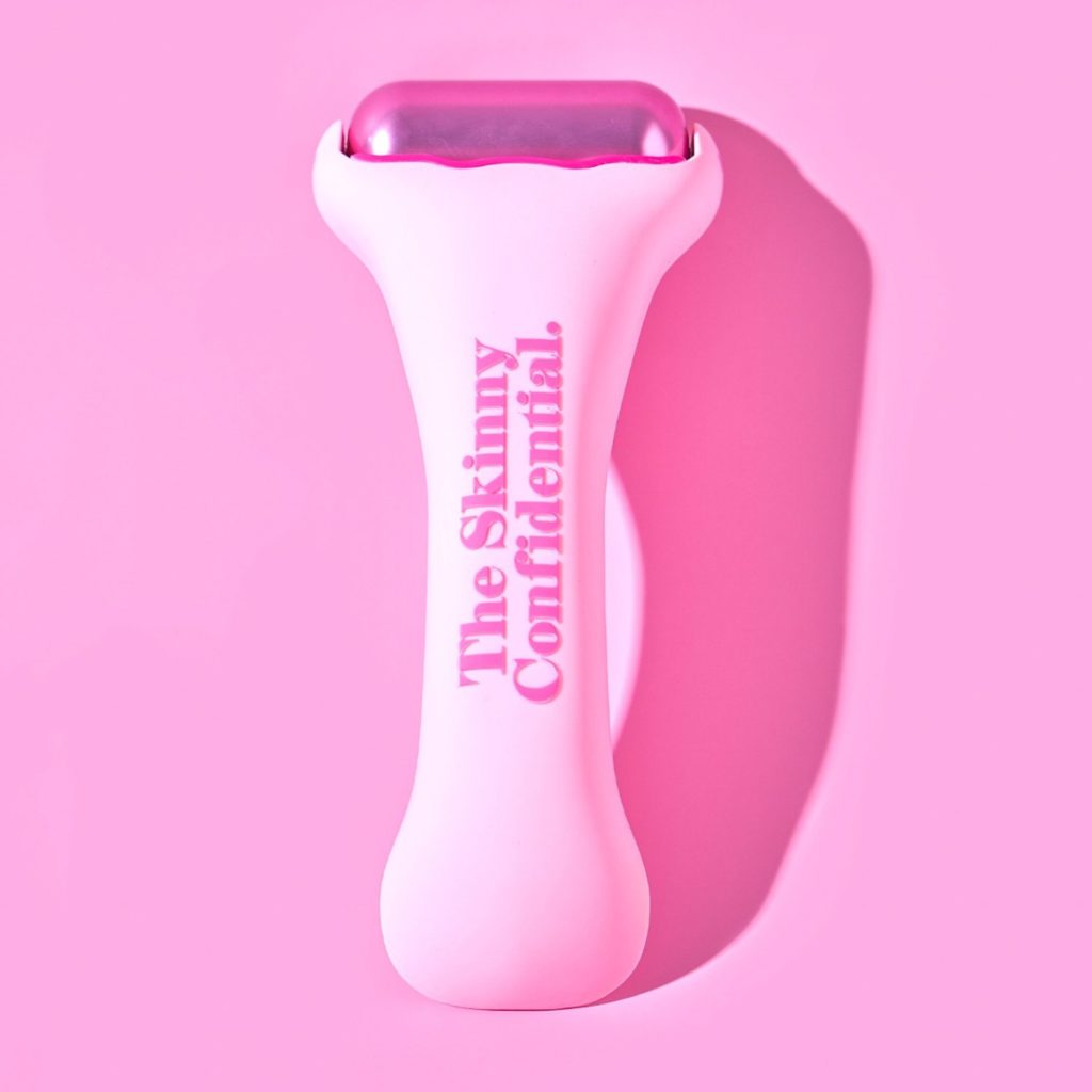 The Skinny Confidential Hot Mess Ice Roller Review