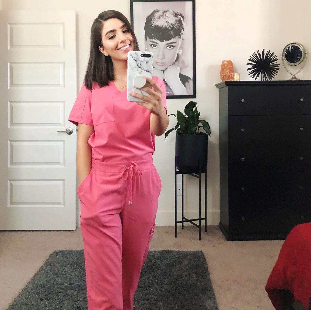 Uniform Advantage Scrubs Review Must Read This Before Buying