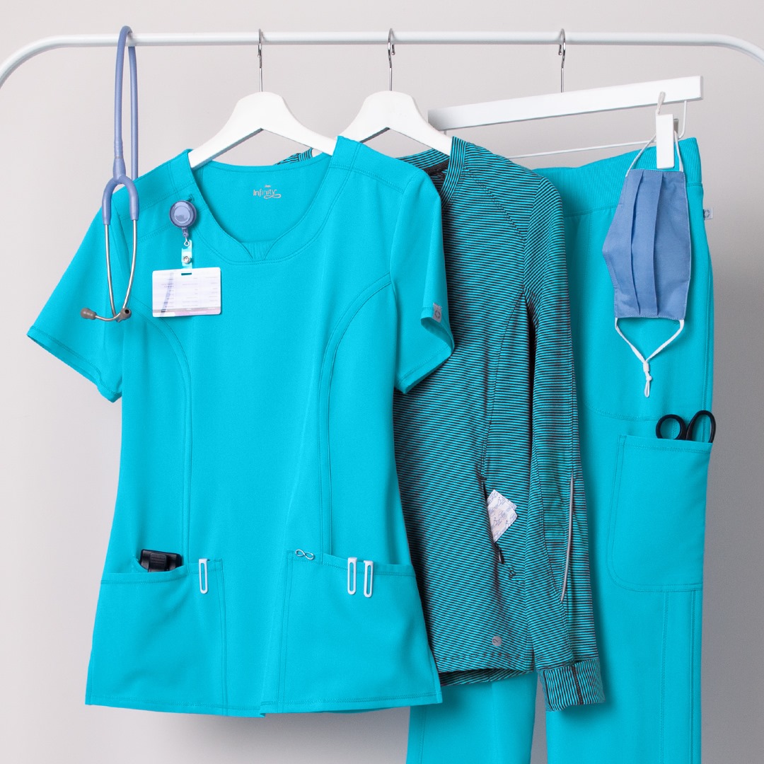 Uniform Advantage Scrubs Review Must Read This Before Buying