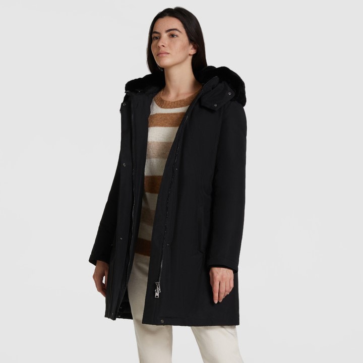 Woolrich Bow Bridge Parka Review