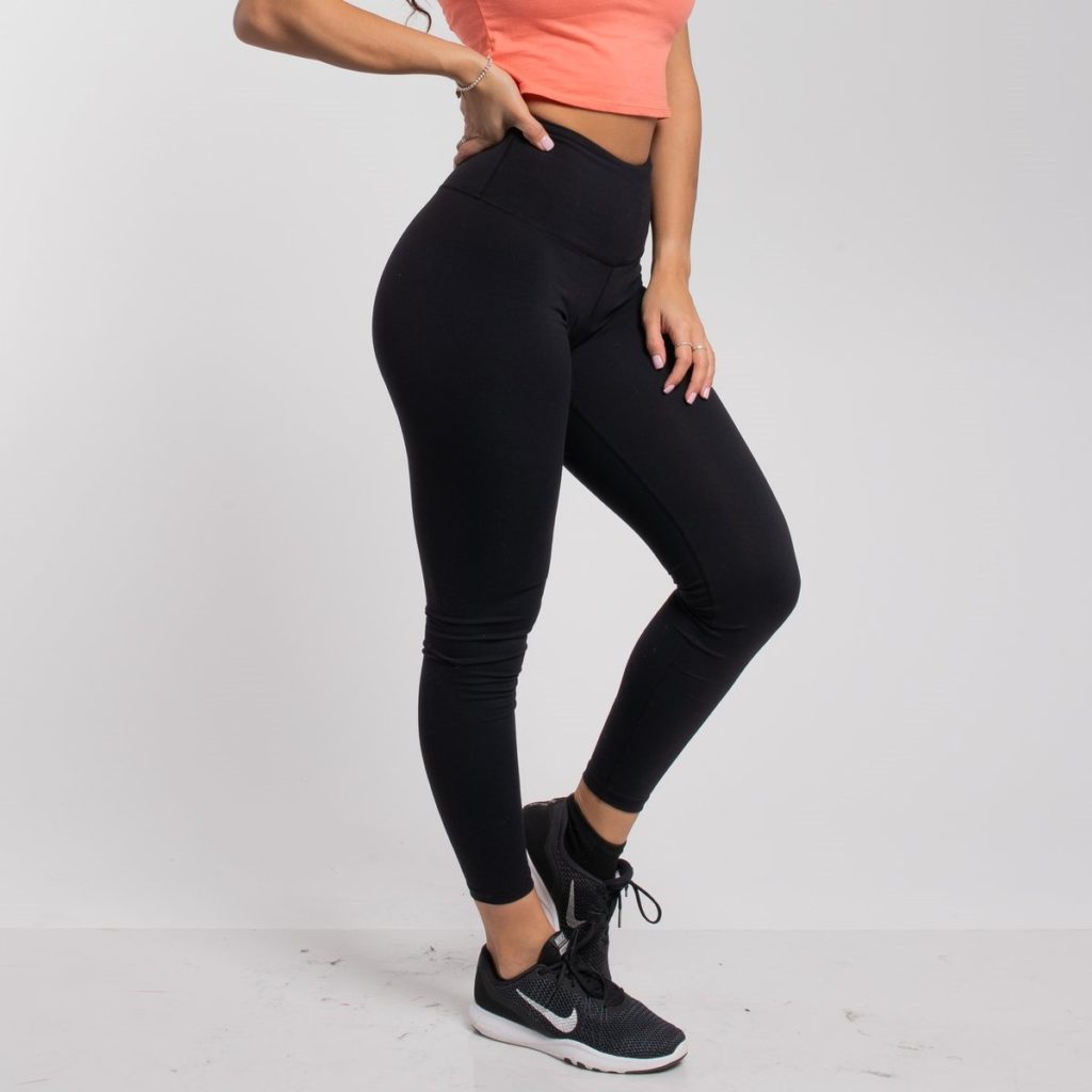 Barbell Apparel Barbell Crop Tee in Coral Review