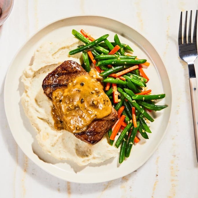 Freshly Steak Peppercorn with Sautéed Carrots & French Green Beans Review