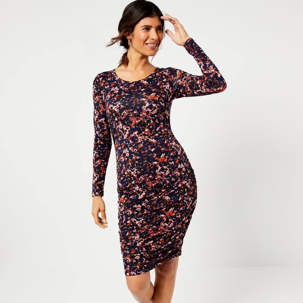 A Pea in the Pod Luxe Side Ruched Long Sleeve Maternity Dress Review