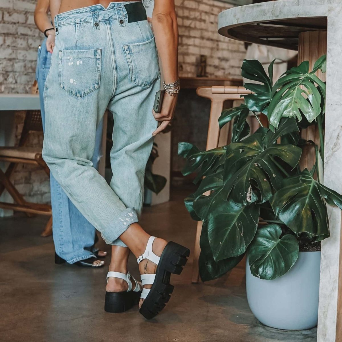 chinese laundry wholesale