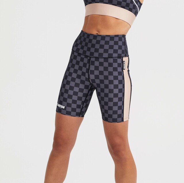 PE Nation Snap Shot Short In Charcoal Review