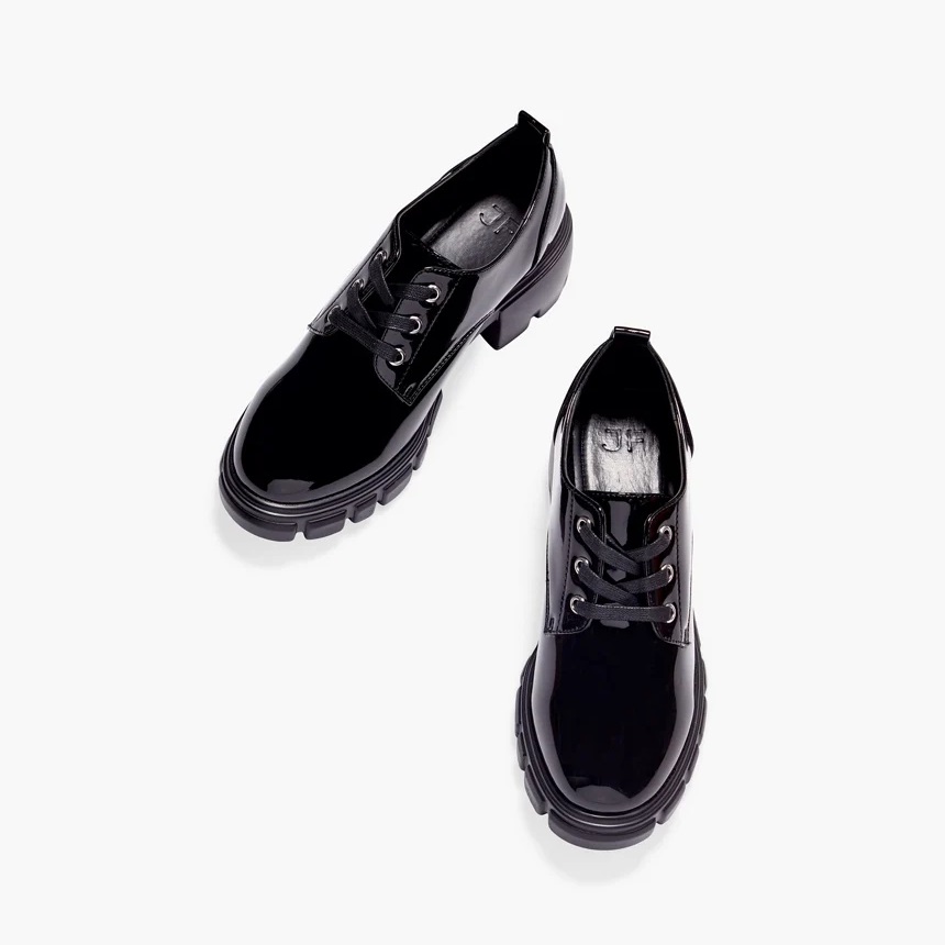 JustFab Sofia Lace-Up Oxford Review