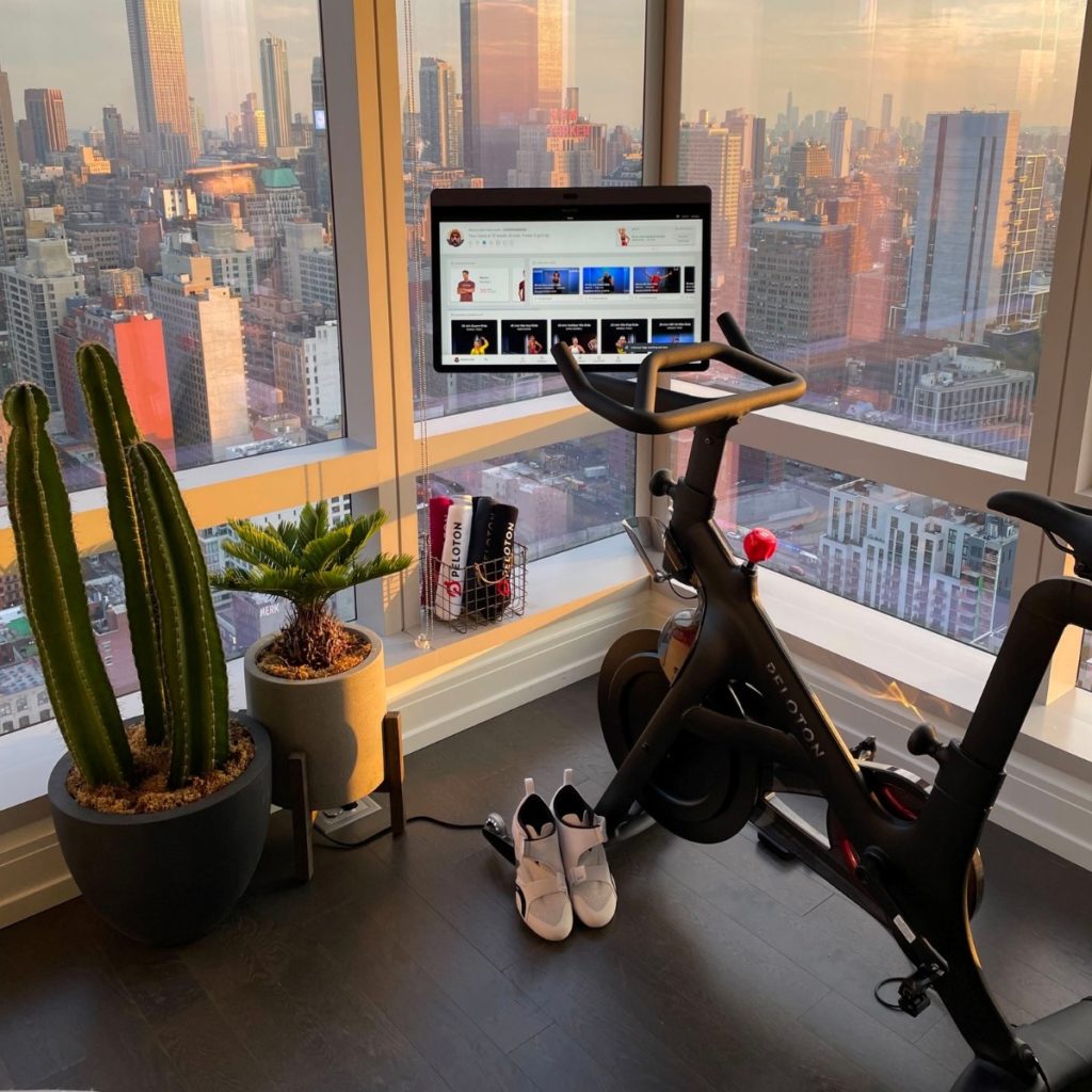 Peloton vs Echelon Review