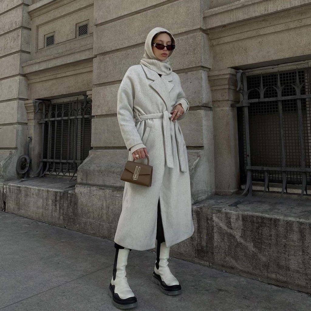 DeMellier Review 11 Demellier Review