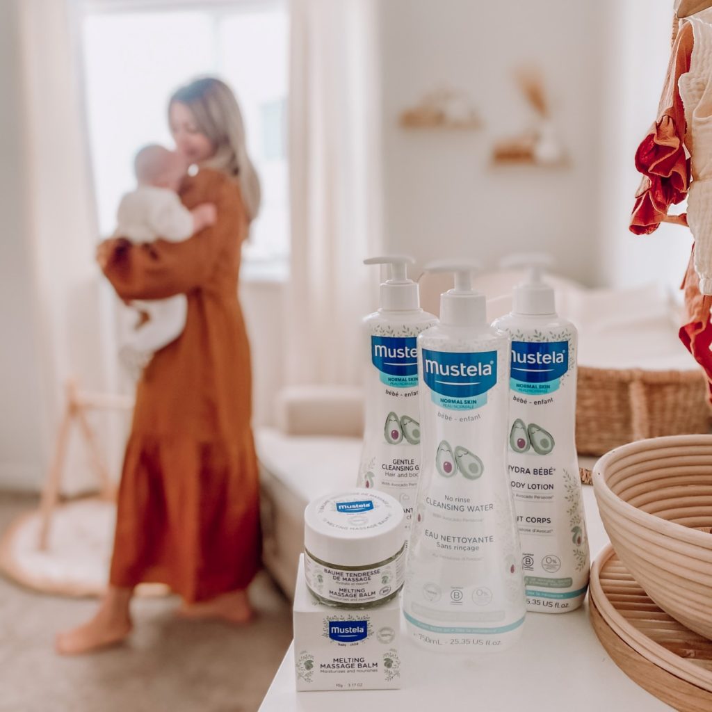 Mustela Review