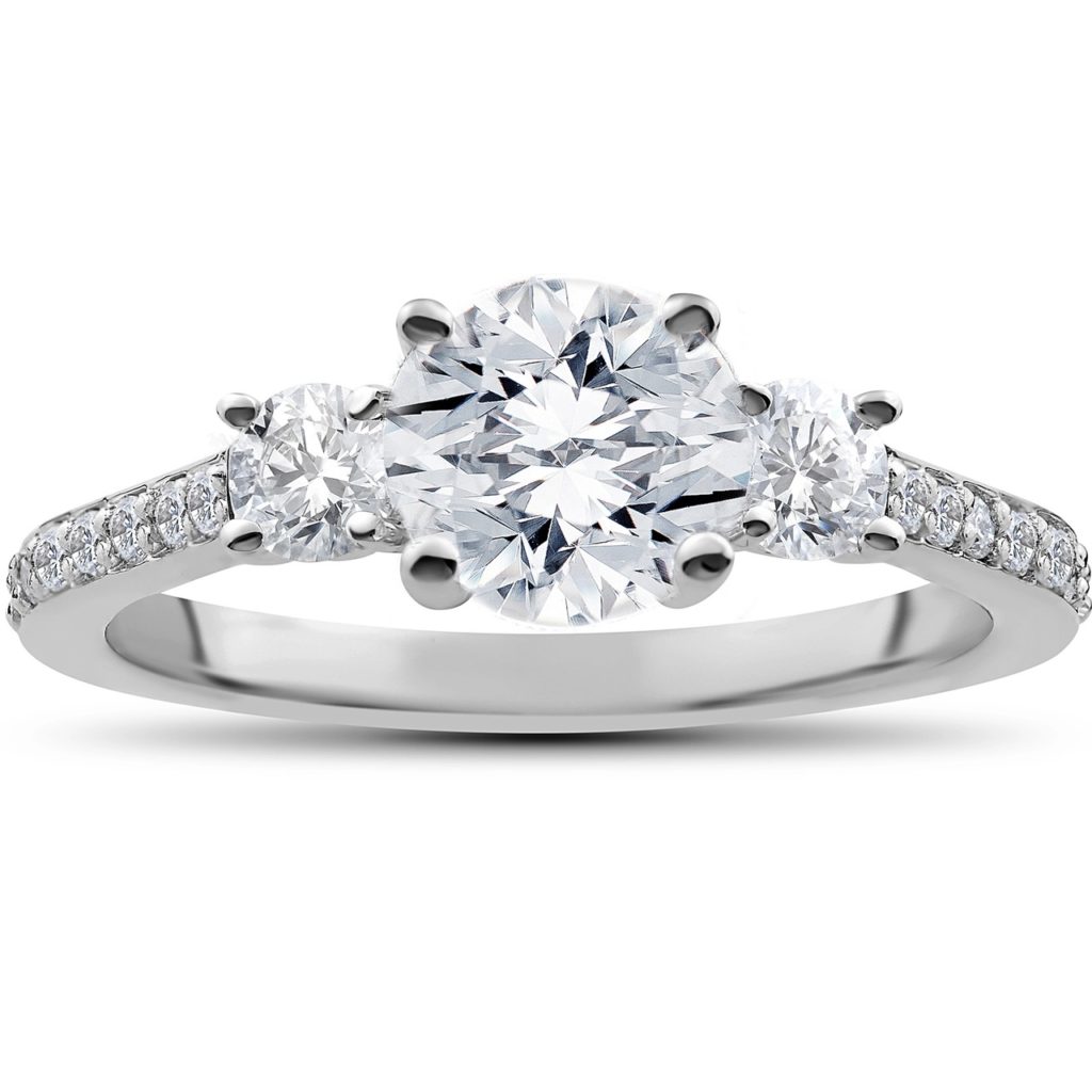 Pompeii3 1 1/4 ct Round Diamond 3-Stone Lab-Created Eco-Friendly Engagement Ring Review