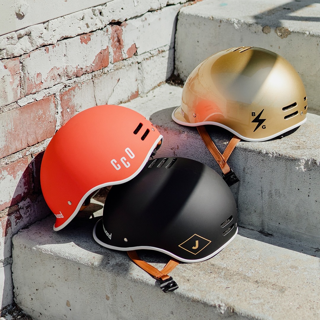 a thousand helmet