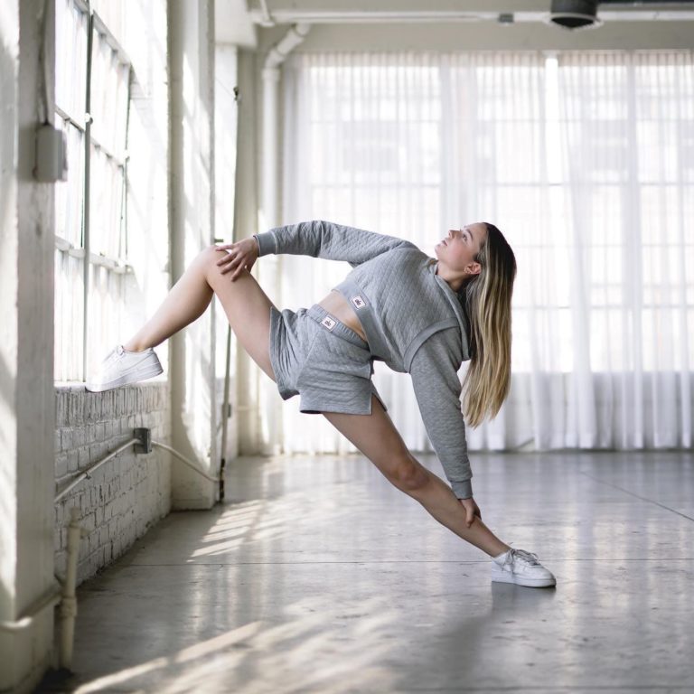 Alo Yoga Review Must Read This Before Buying