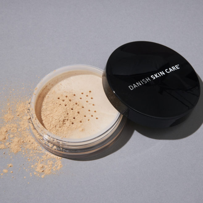 Danish Skin Care Loose Mineral Powder Foundation Review