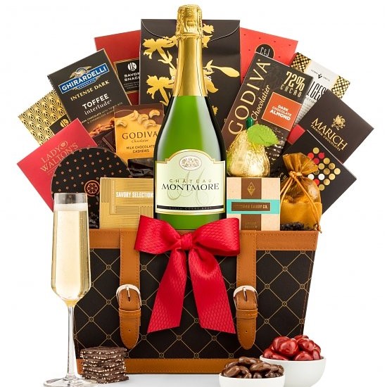 GiftTree Champagne Wishes Gift Basket Review