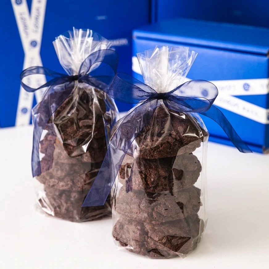 Levain Bakery Dark Chocolate Chocolate Chip Cookie Gift Boxes Review