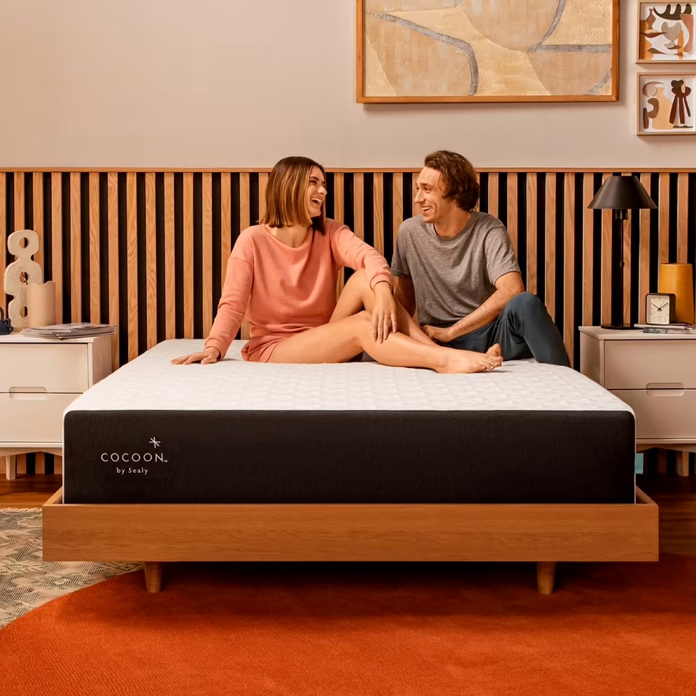 Cocoon by Sealy Mattress Chill Hybrid Review