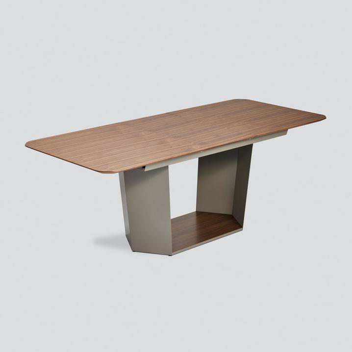 Dwell Furniture Alvise Extending 6-8 Seater Dining Table Review