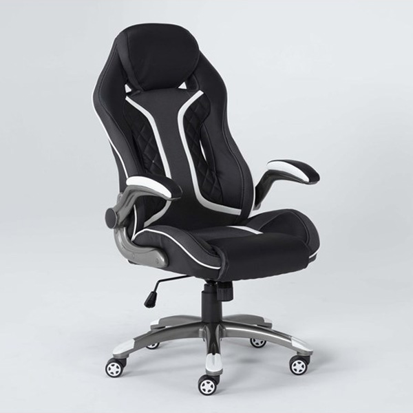 Living Spaces Zeus Gaming Chair Review