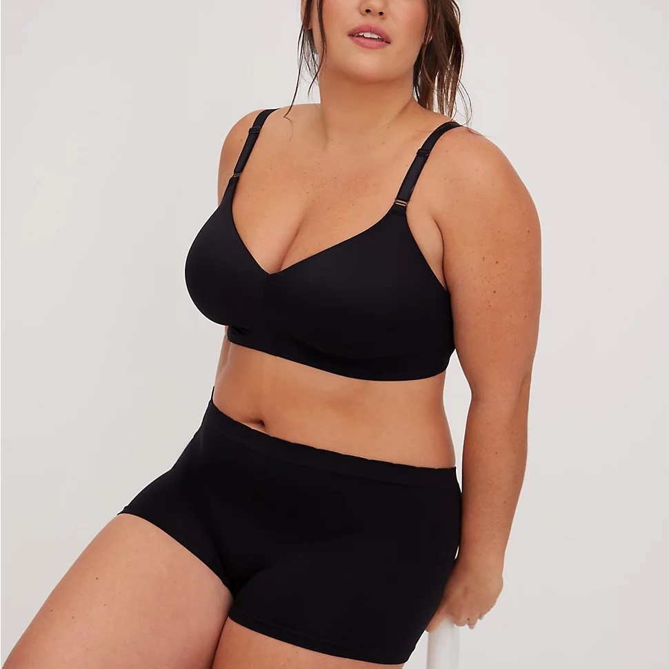 Torrid Black 360° Back Smoothing Lightly Lined Everyday Wire-Free Bra Review