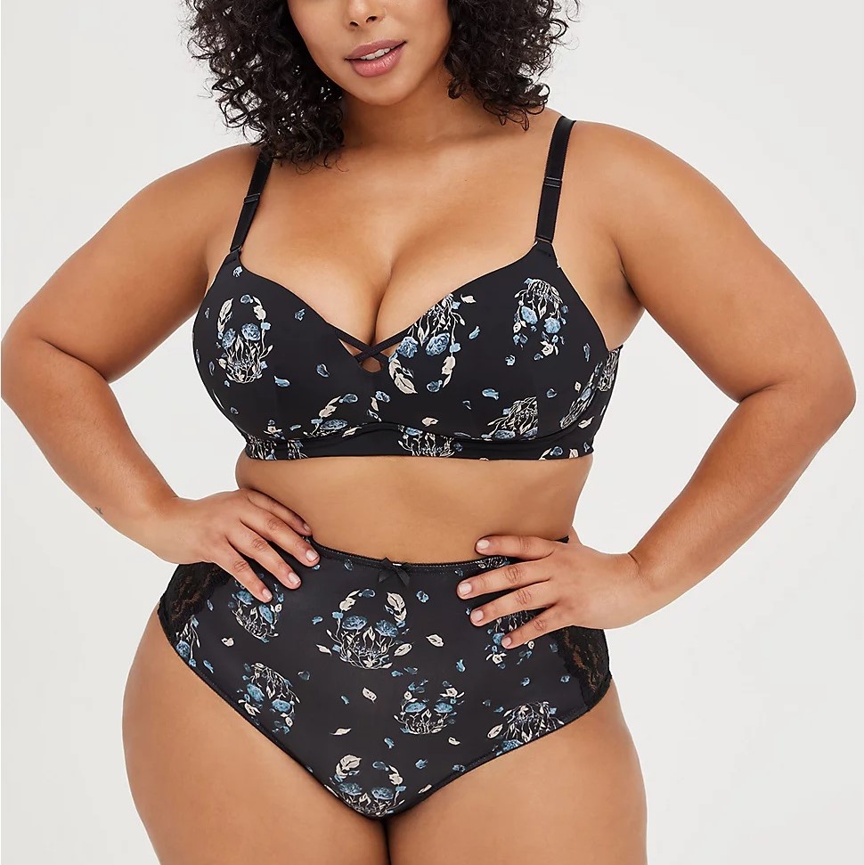 Torrid Push-Up Wirefree Bra Floral Skull Black With 360° Back Smoothing Review