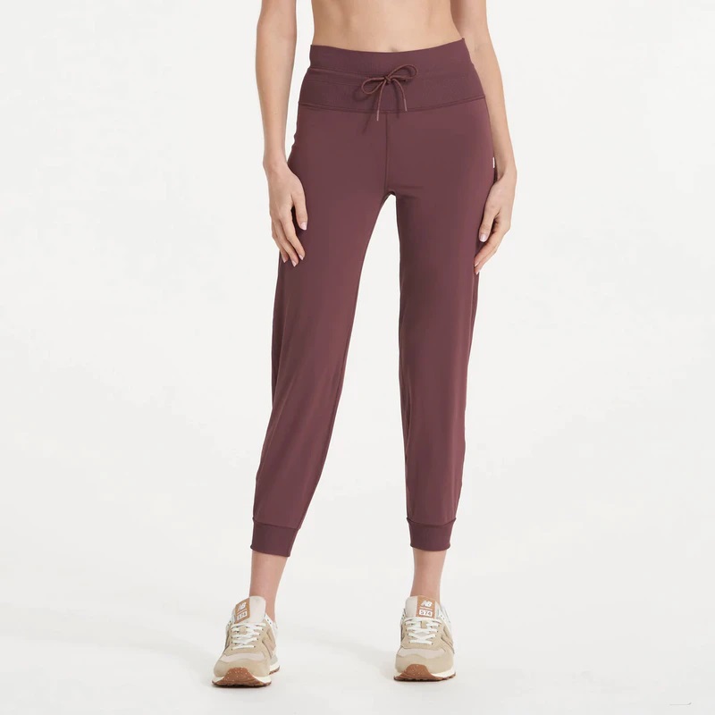 vuori joggers review