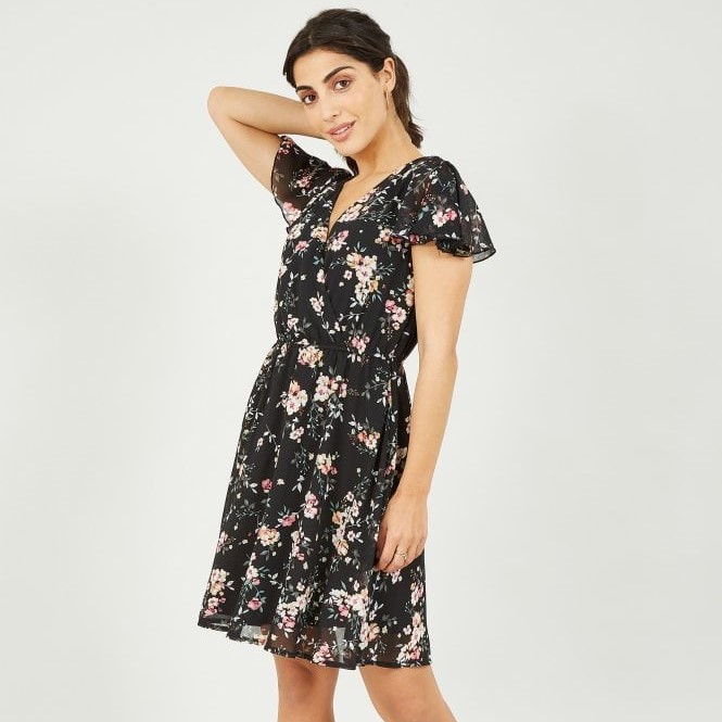 Yumi Clothing Mela Black Floral Skater Dress Review