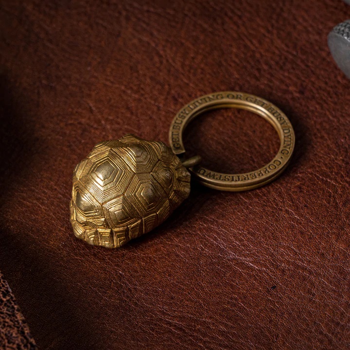 Coppertist.Wu Tortoise Bell Pendant Brass Review