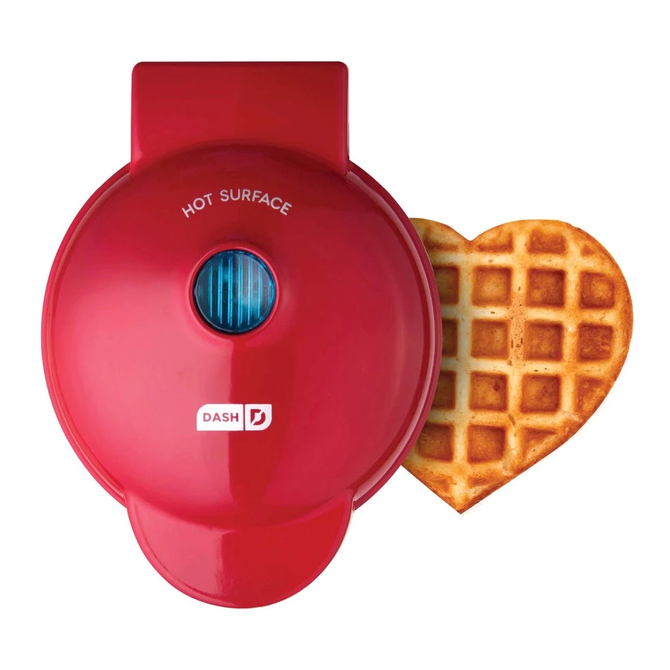 Dash Heart Mini Waffle Maker Review